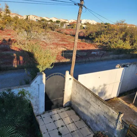 La Golondrina 2 דירה